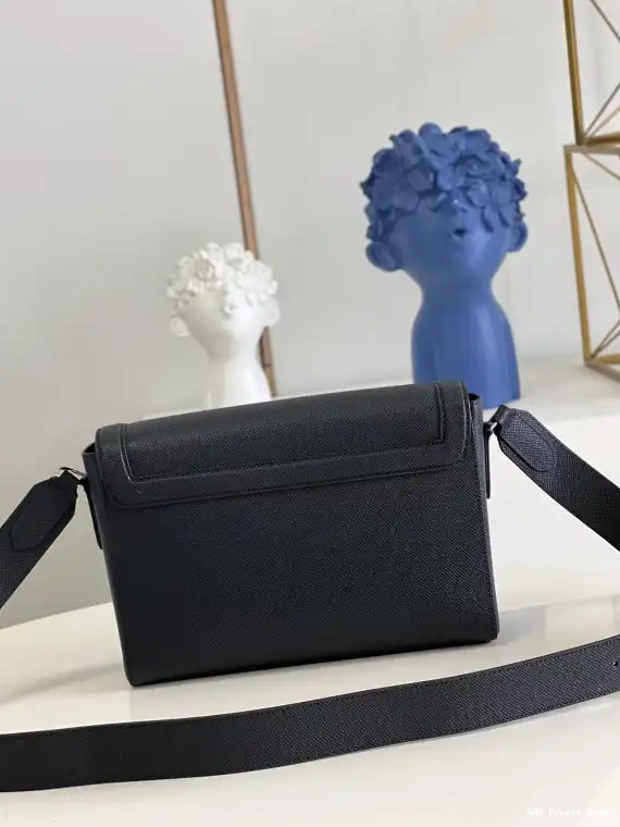 AAA Replica Ru LOUIS MESSENGER NEW FLAP VUITTON 0618